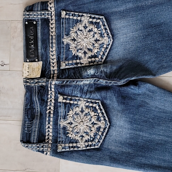 L.A. Idol Skinny Jeans NWT 🤩 - Picture 3 of 11
